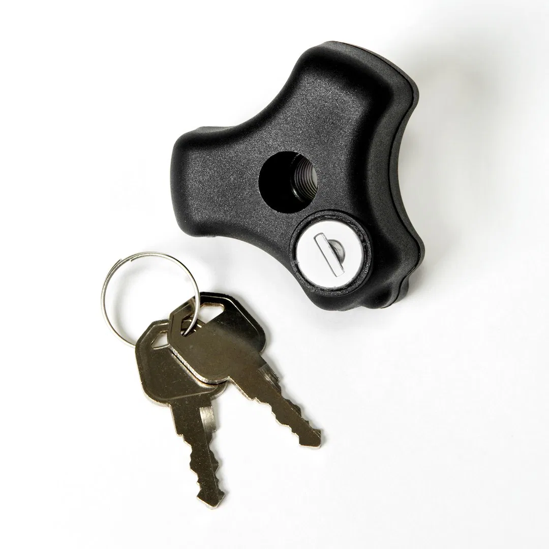 VERS-LK – HI-LIFT JACK Jack Mount Lock, Use With Hi-Lift 4X400 Jack Mount And TM-700/ TM-750 Adjustable Tube Mounts B...